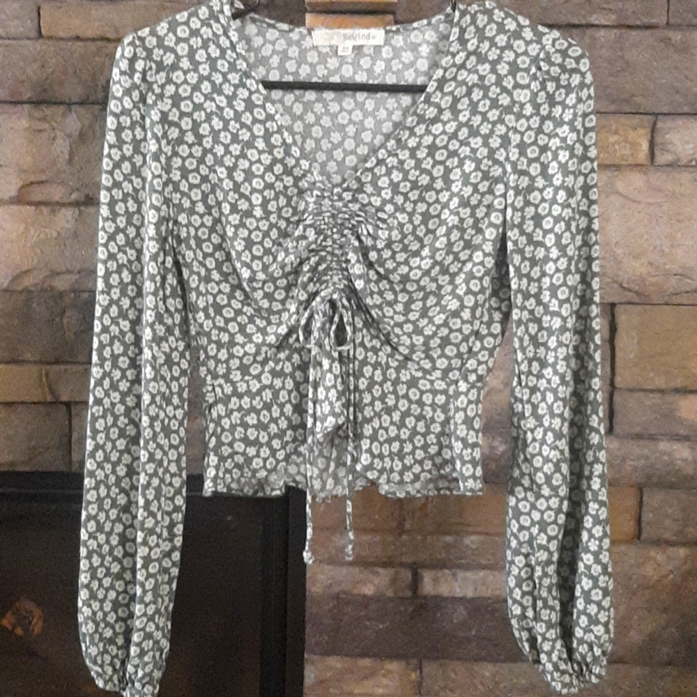 Cropped Top by Rewind